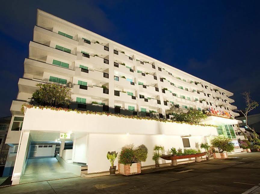 Laurel Suite Bangkok Exteriér fotografie